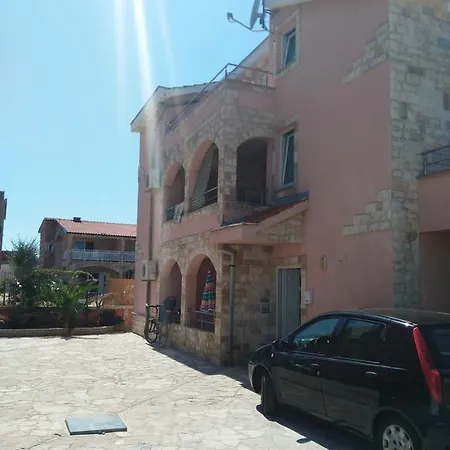 Apartament Beus Vir